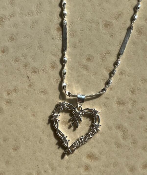 Collar Corazón Bichota